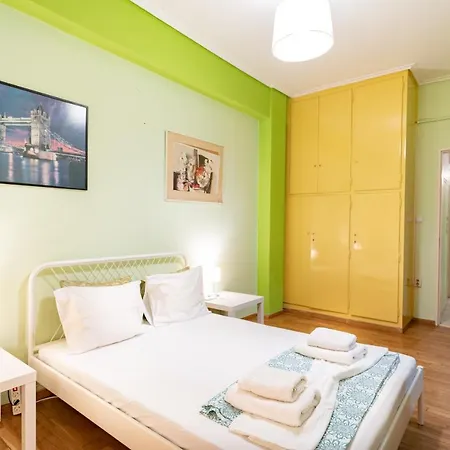 Ampelokipi Metro St. 2 Bedrooms 6 Pers. * Athens