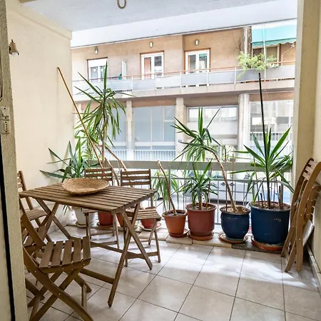 Apartment Ampelokipi Metro St. 2 Bedrooms 6 Pers. Athens